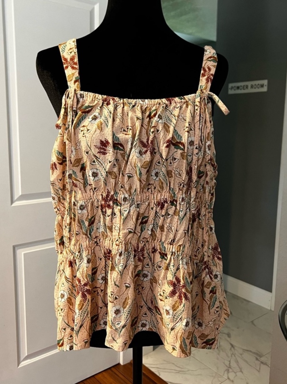 NWT Universal Thread Floral Tank Top